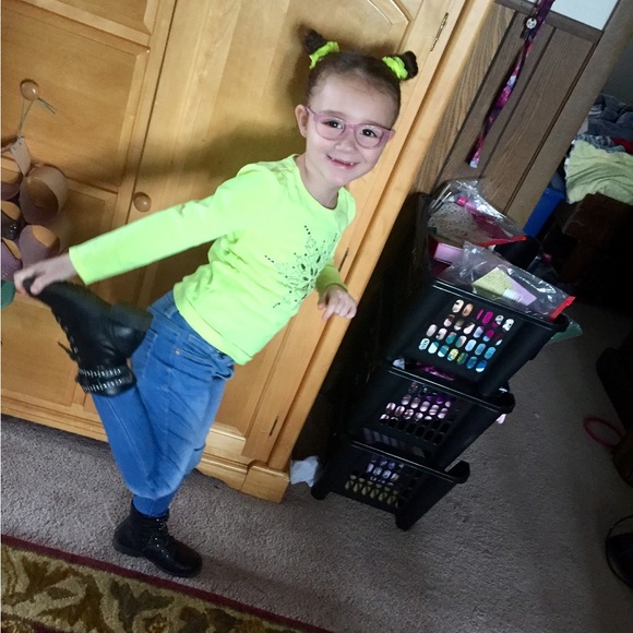 Meet your Posher - Picture 4 of 7